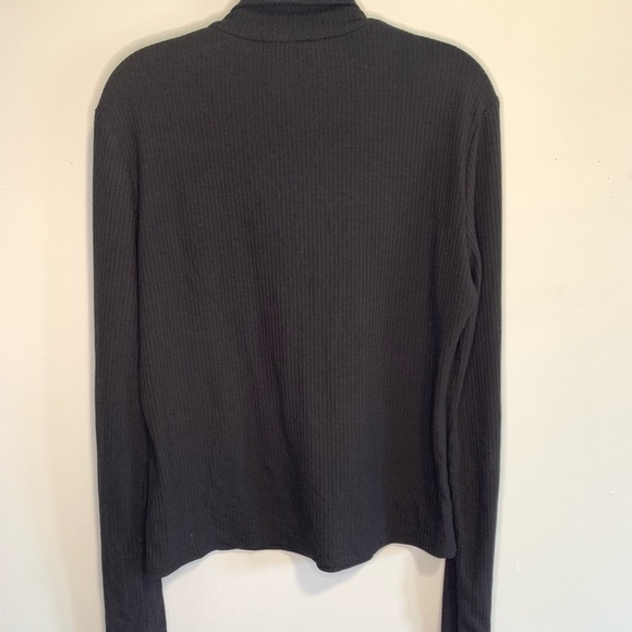 SHEIN Zip Front Rib-knit long sleeve tee - Picture 3 of 8